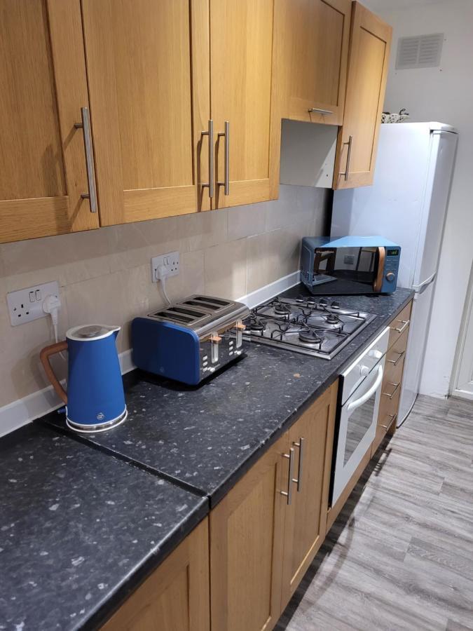 Spacious 2 Bedroom House In Central London With Garden ภายนอก รูปภาพ